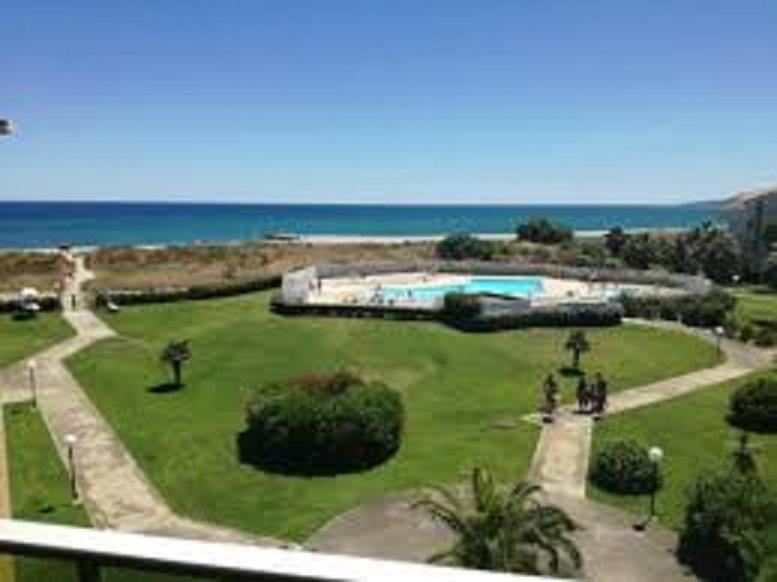 Les Goellettes : Vue Mer Et Piscine Saint-Cyprien  Exterior photo