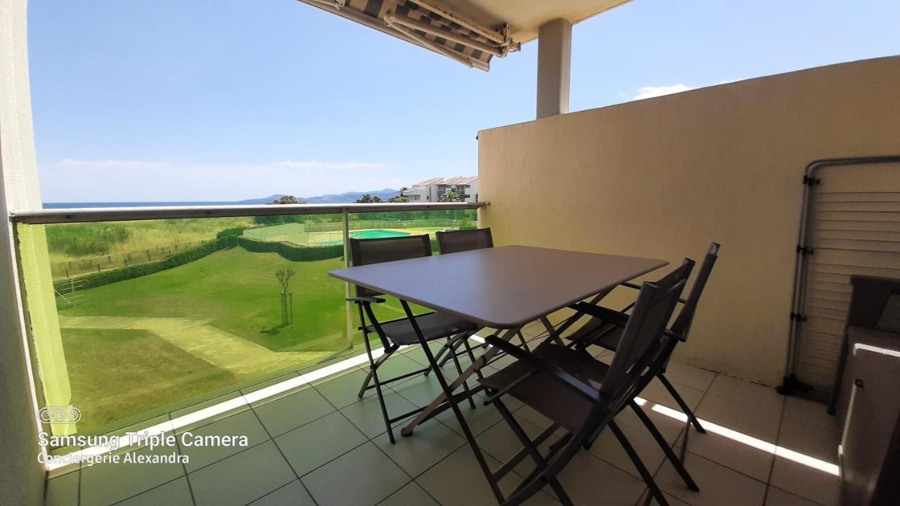 Les Goellettes : Vue Mer Et Piscine Saint-Cyprien  Exterior photo